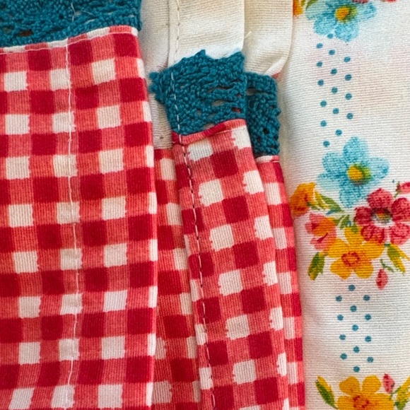 Pioneer Woman King Size Floral Flat Sheet. NEW. 100% Cotton - Picture 4 of 6